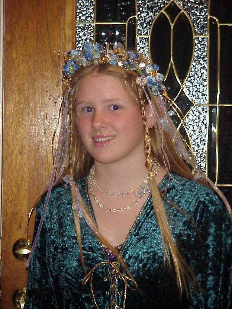 kelly2noredeye.jpg